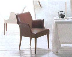 Wanda armchair